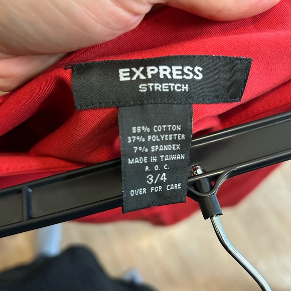 Y2K Express Red Stretch Mini Skirt with Side Zipper - size 3/4 - Picture 3 of 3